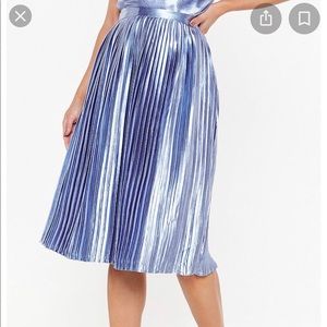 Metallic blue pleated midi skirt